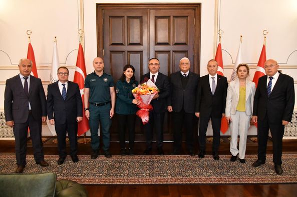 Batı Marmara Gümrük ve Dış Ticaret Bölge Müdürü Akif Ertekin, Vali Recep Soytürk’ü Ziyaret Etti