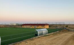 Bir Yıl Önce Biten Saha Eksik Var Diye Açılmıyor