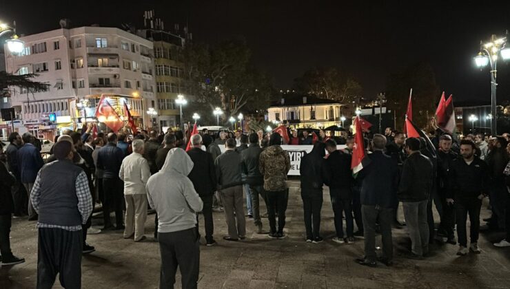 Valilik Önünde Toplanıp Protesto Ettiler
