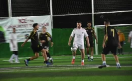 Belediye Başkanı Maçta Ayağını Kırdı