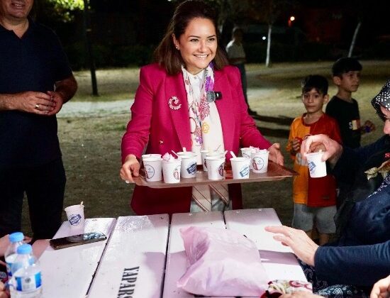 Muhabbet Vatandaştan Çay ve Kahveler Müge Başkan’dan