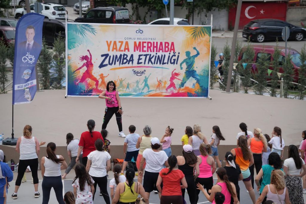 Ferdi Zeyrek Parkı´nda Yaza Merhaba Coşkusu