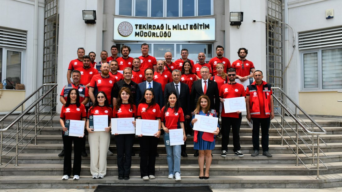 MEB Arama Kurtarma Ekibi (AKUB) Gönüllülerine Teşekkür Belgeleri Takdim Edildi