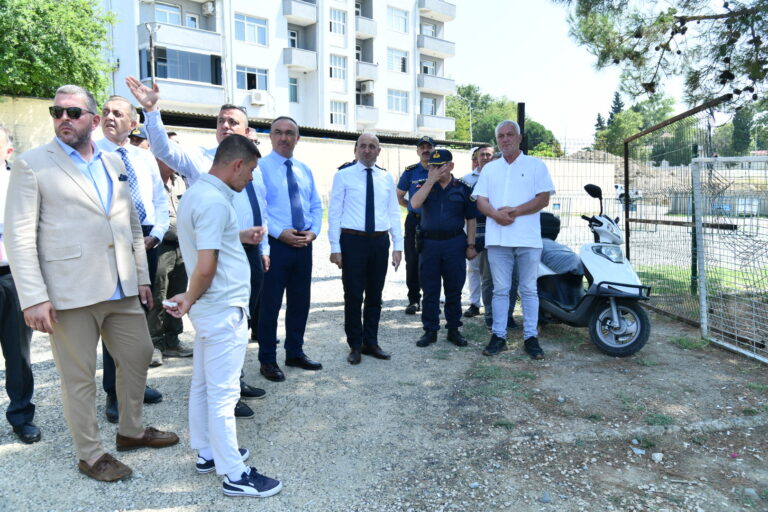 Vali Soytürk Spor Tesislerinde İncelemelerde Bulundu