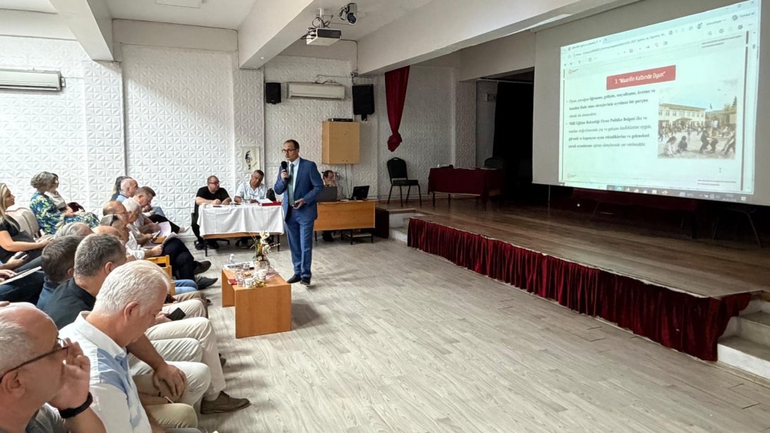 2026-2027 Eğitim-Öğretim Yılı Müdürler Kurulu Toplantısı İlçemiz Şehit Halil Tuna Akgöz İlkokulunda Gerçekleştirildi