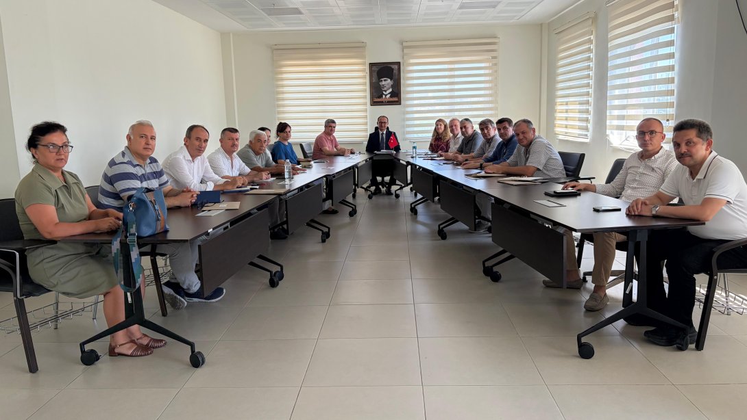 İlçe Milli Eğitim Müdürü Fahri Kırmızı Başkanlığında Pansiyonlu Okullar Toplantısı Düzenlendi